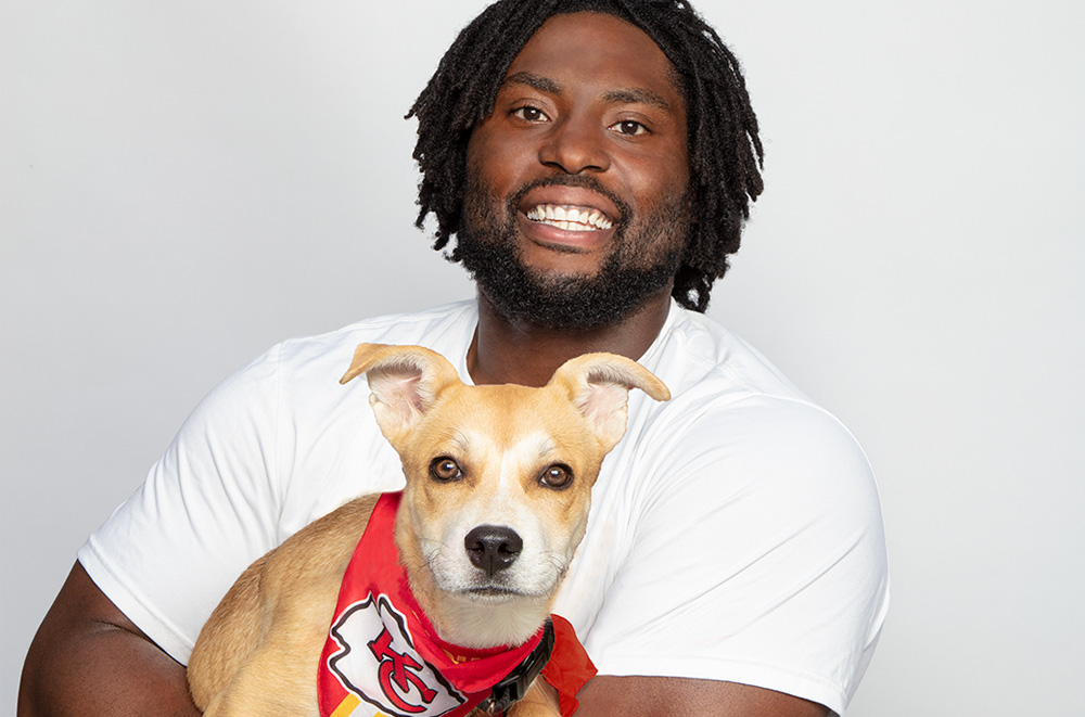 Chiefs' Derrick Nnadi helping Kansas City dogs once again